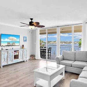 Holiday home Eleuthera - 2x2 Fully Updated Old Town Waterfront Corner, Key West